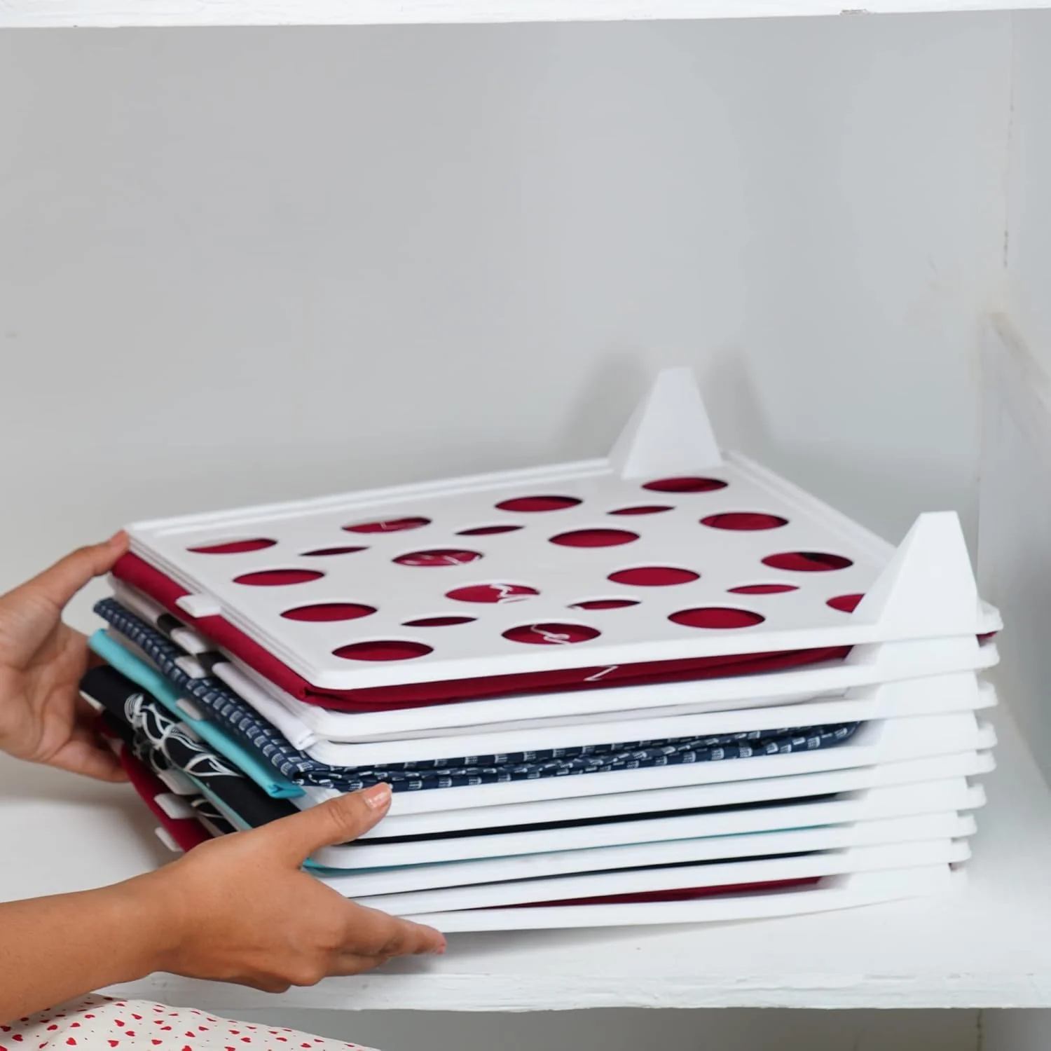 Mechdel Closet Organizer/T Shirt Organiser Tray - Image 8